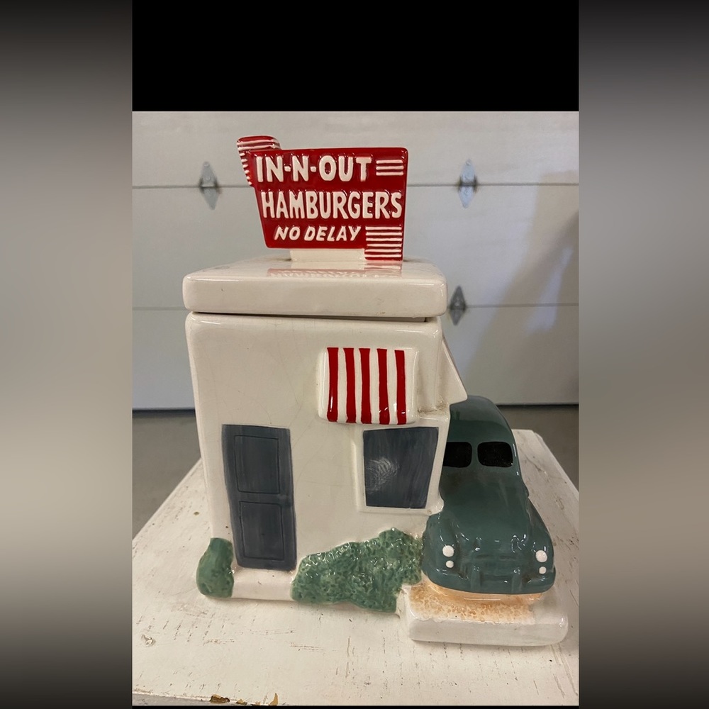 Rare Inn N Out Cookie Jar